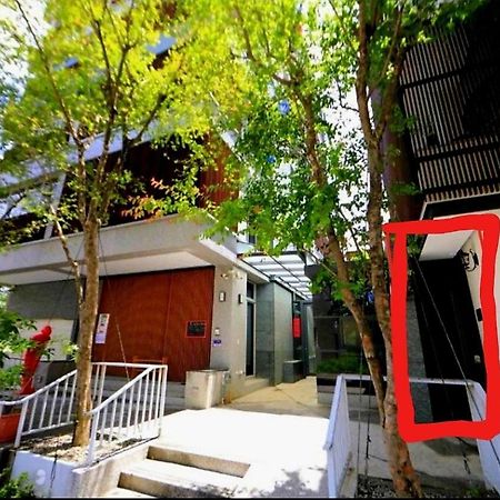 Bed and Breakfast 會呼吸的房-採自助式入住-有電梯 Huwei Zewnętrze zdjęcie